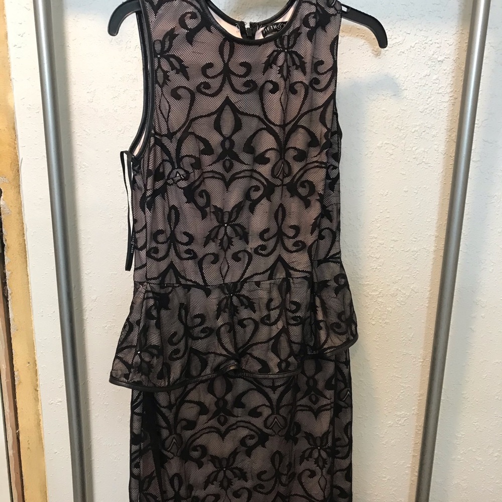 Fifth & Park Coktail Dress Size 10. Never worn